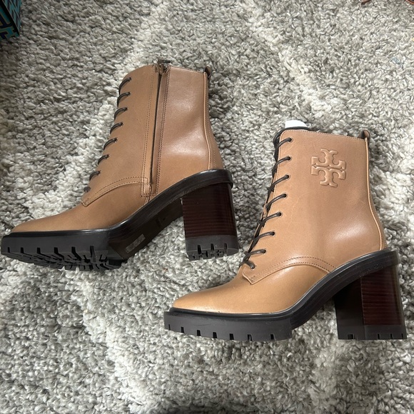 Tory Burch Double T Lug Boot - Picture 4 of 6